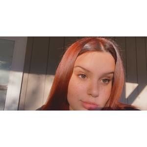 Meet your Posher, Keeley